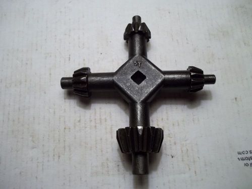 New 4 way drill chuck key machinst tools millwright starrett mechanic indicator for sale