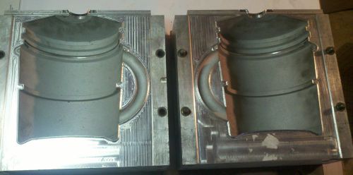 Plastic injection blow mold 128oz super mug jug 10&#034; x 7.5&#034; x 1.375&#034; open 24 for sale