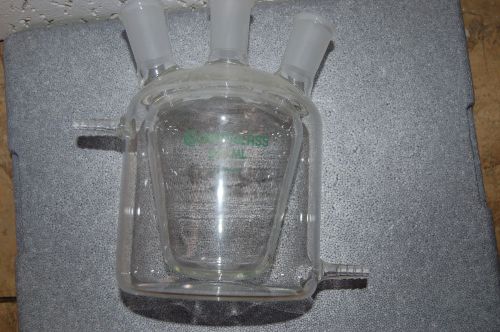 Chemglass Glass  flask round bottom 3-neck 24/40 jacketed reactor 500 ml hose
