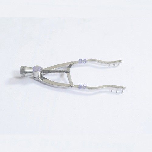 SS Curved Eye Speculum Screw size 3x3 cm Blade Spread 20 mm Ophthalmic Forceps