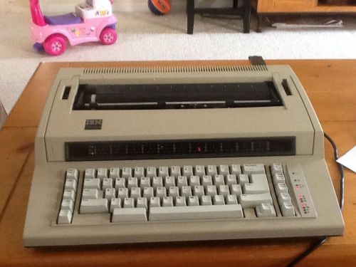 VINTAGE IBM Actionwriter 1 Electronic Typewriter