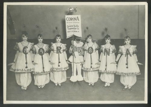 WOWOW Great Costumes c1920 Corona Typewriters Photo Advertising