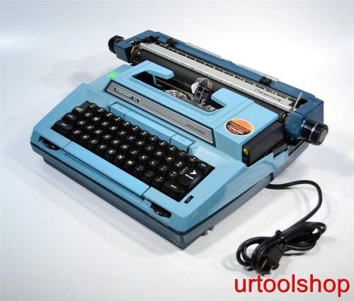 SCM Smith-Corona Coronet XL Model 6e Vintage Blue Typewriter 1264-82