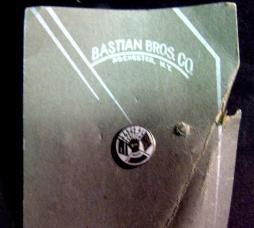 VINTAGE 10 K GOLD INTERNATIONAL BROTHERHOOD ELECTRICIAL WORKERS BADGE LAPEL PIN