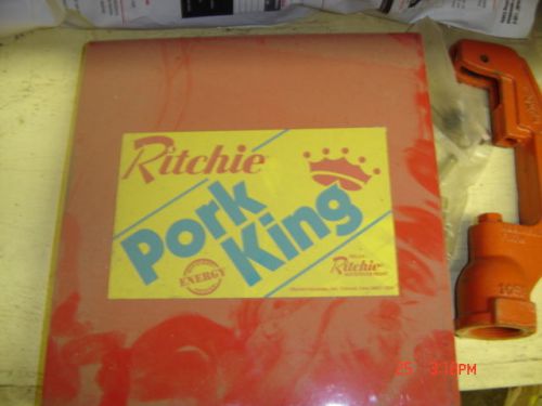 RITCHIE WATERER GENUINE PARTS- PAINTED RED PORK KING LID