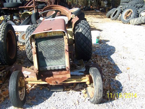 INTERNATIONAL FARMALL CUB 154 LO BOY WITH BELLY MOWER