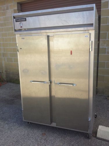 2010 Continental Refirgerator 2R Cooler Commercial 2 Doors Great Shape