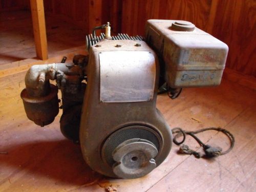 Antique/vintage 6-hp wisconsin gas engine old motor for sale
