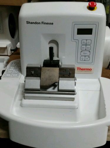 Thermo Shandon Finesse ME Microtome
