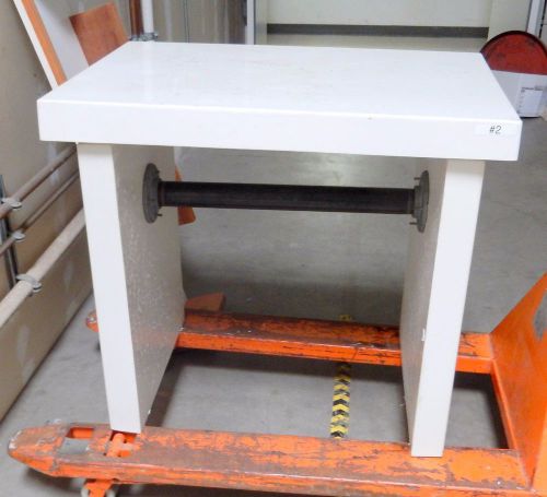 COMPOSITE LABORATORY TABLE 35&#034;L x 21W&#034; x 32&#034;H ** Heavy Duty**