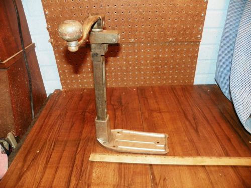 Vintage EDLUND Commercial Table Mount Can Opener