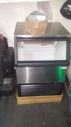 Bluestone bcim250 260lbs ice maker with storage ice machine 260 lbs *never used* for sale