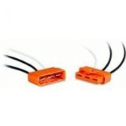 Luminaire Three Pole Disconnect Wire Size 18 Solid Orange Thomas and Betts 86976