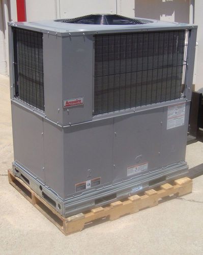 Icp packaged 3 ton air conditioner w/ 90000 btu gas heat, 208/230v 1 ph - new 72 for sale