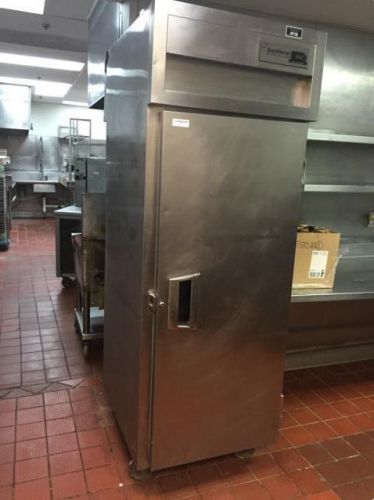 Delfield sarpt1-s specification line series pass through refrigerator for sale