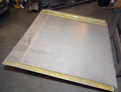 Aluminum Loading Dock Plate (Inv.35009)
