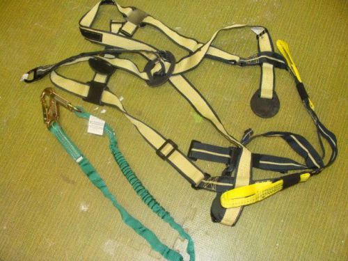 SAFETY HARNESS AND ABSORBING LANYARD LARGE