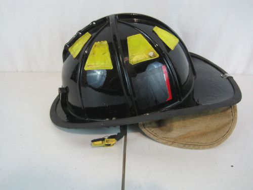 Cairns Firefighter Black Helmet Turnout Bunker Gear Model 1010 (H506)