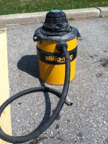 High Performance Industrial Shop Vac Wet/Dry Model:612 *Works Perfect*