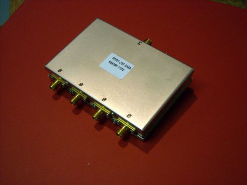 JFW 4-Way Power Divider / Combiner    800-3,000 MHz