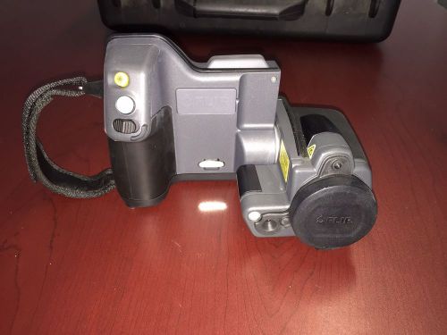 Flir t420 bx with standard lens and a 45° lens thermal imaging camera for sale