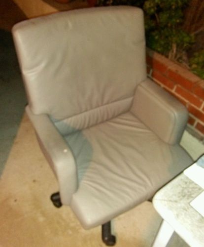 Executive style office chair