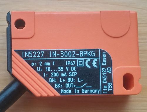 NEW! IFM IN5227 IN-3002-BPKG Inductive Sensor