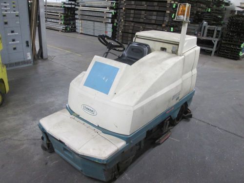 Tennant 510E Floor Scrubber Hours: 967 , Includes Charger *Chipped Charger Plug*