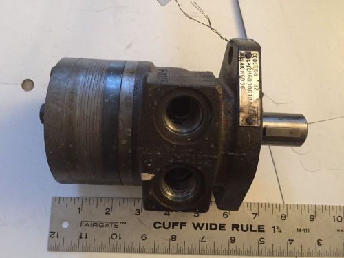 USED ROSS 168 92 G TRW,MG030610AAAB HYDRAULIC MOTOR 1&#034; SHAFT DIA.,3/4&#034;npt ,BOXZJ