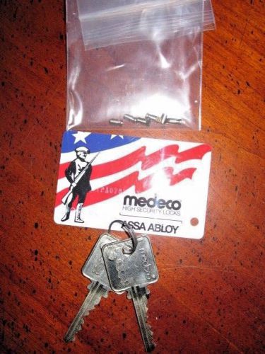Medeco Patriot Original 2 Keys, Card &amp; Pins