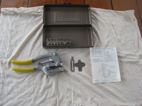 ROPER WHITNEY, INC. NO. 5 JR. HAND PUNCH COMPLETE WITH PUNCHES, DIES, AND CASE