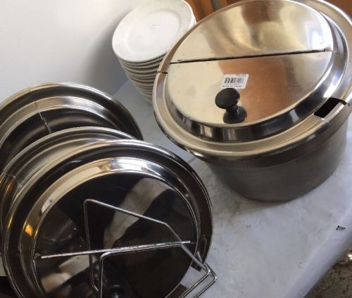 Lot Of Four 12&#034; Round Hinged Bain Marie/Insert Cover