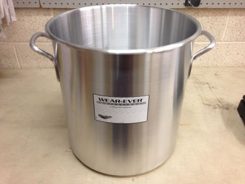 Vollrath Wear-Ever® 40 quart Stock Pot, 4310, Made in USA, New