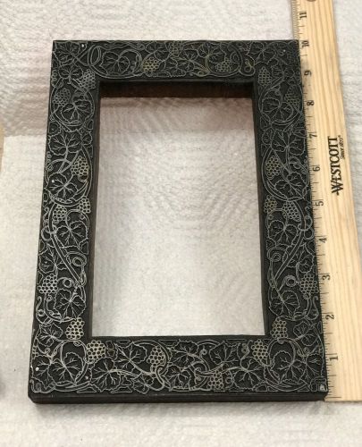 Antique Letterpress Printers Block Printing Plate ~  Border-