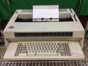 IBM Wheelwriter 3 Series II Typewriter. Type 6782.