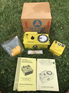 Vintage Geiger Counter Radiation Detector Civil Defense CDV-715 Box &amp; Extras