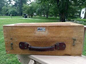 KERN/AARAU WOODEN SURVEY TOOL BOX with STRAP