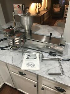 Lil Orbits SS1200 Electric Mini Donut Machine &amp; Oil Pump
