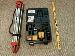 CST Berger Laser Mark LM30 &amp; LD100N Rotary Laser with Tripod w/Leveling Rod 8&#039;