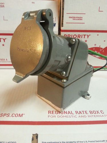 Russellstoll Receptacle w/Angle Adapter 8404 30 Amp 250 / 480V 3P 4W JFC3 Cover