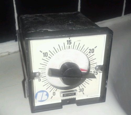 Industrial timer elremco  c22 120 volts 60 hertz 10 amp 30 sec for sale