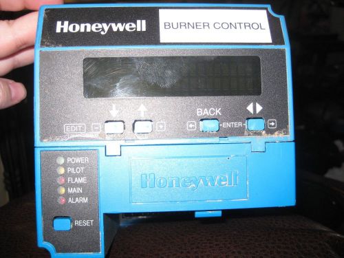 USED Honeywell RM7845 A 1001 Burner Control