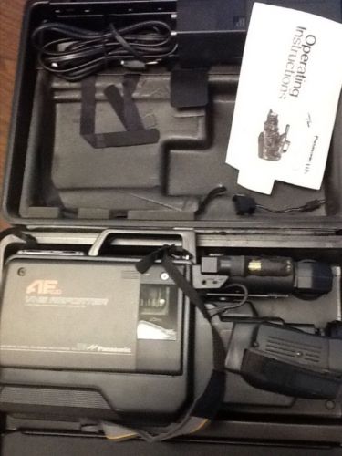 Panasonic Reporter AG-180 complete system w/case &amp; extras  Great condition