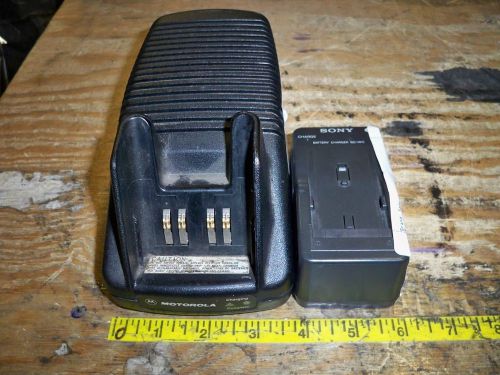 Lot of 2*mixed aa16740 bc-v615 battery chargers for sale
