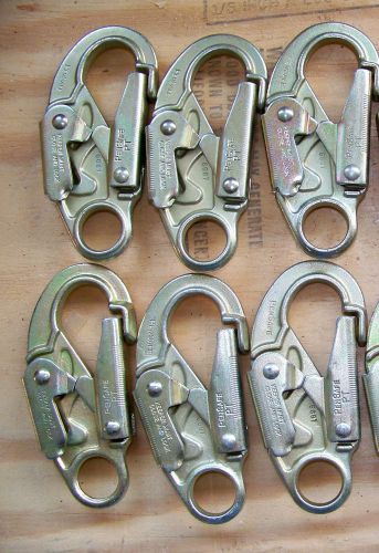 PENSAFE SAFETY CARABINER (LOT OF 6)