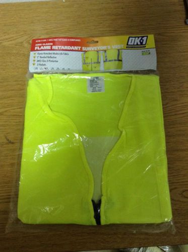 OK-1 Surveyors Vest - Class 2 - Size XL Brand New in Package - 3 Pockets     P2