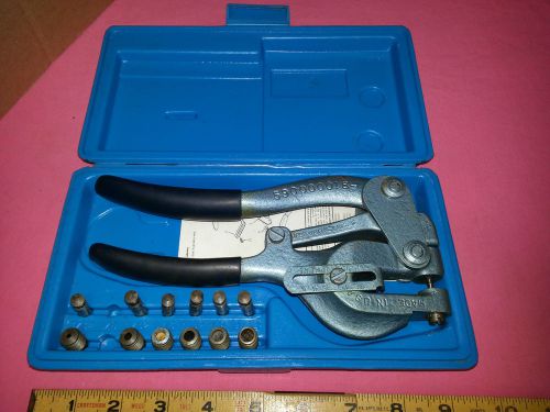 MACHINIST&#039;S WHITNEY ROPER #5 JUNIOR SHEET METAL HAND PUNCH COMPLETE IN CASE