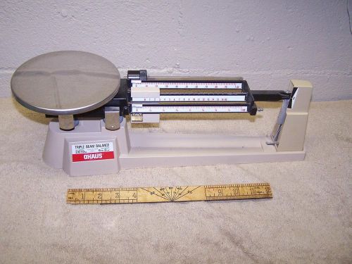 Nice Vintage Ohaus Triple Beam Balance Scale Model 700 Capacity 2610 Grams