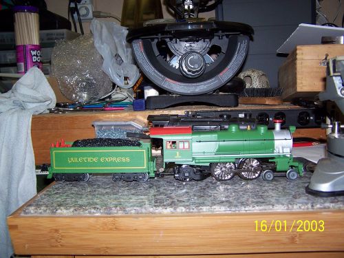 ATLAS STEAM LOCOMOTIVE AND TENDER