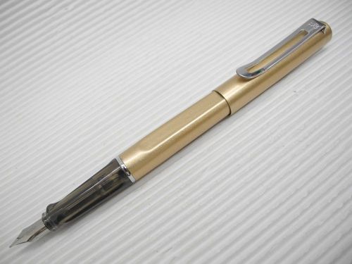 1Pcs Jinhao 599 Medium Fine Nib Fountain Pen, GOLD Barrel